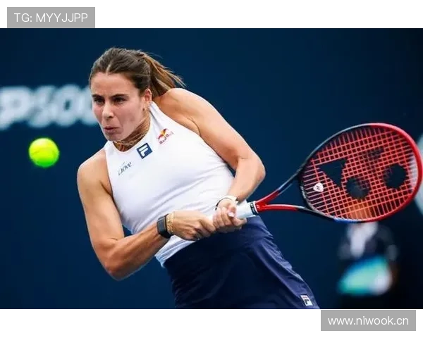 佩古拉逆转纳瓦罗挺进中网半决赛 展现强大心理素质和逆袭能力 佩古拉逆转纳瓦罗挺进中网半决赛 展现强大心理素质和逆袭能力